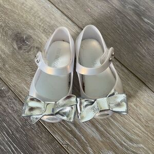 Mini Melissa Silver Bow Shoes